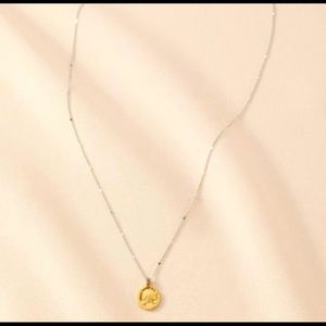 STELLA & DOT MINI COIN PENDANT